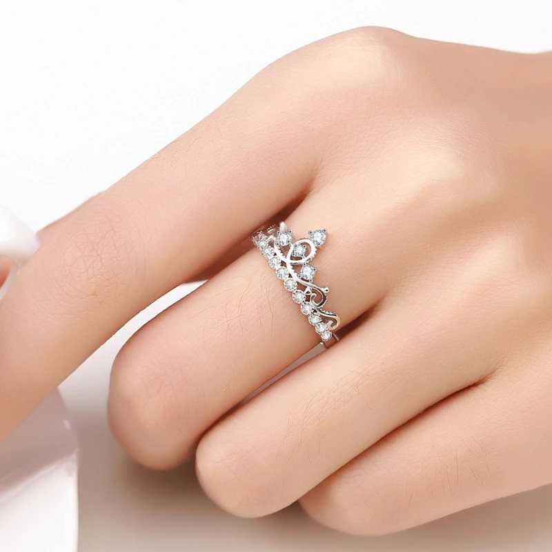 Women's Sterling Silver Adjustable Crown Ring With Zircon