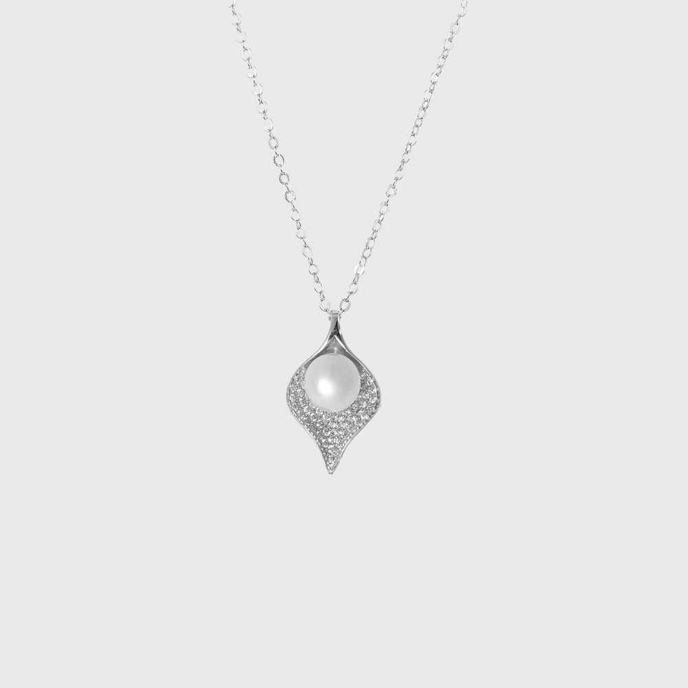 Women's Freshwater Pearl Pendant With Sterling Silver Chain