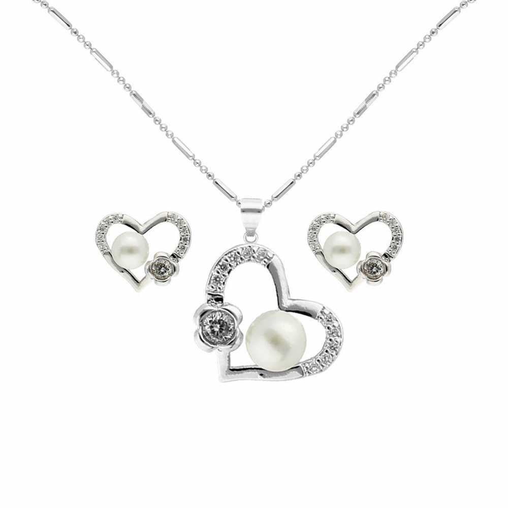 16 Inch Pearl Pendant Necklace With Stud Earring In Heart Shape