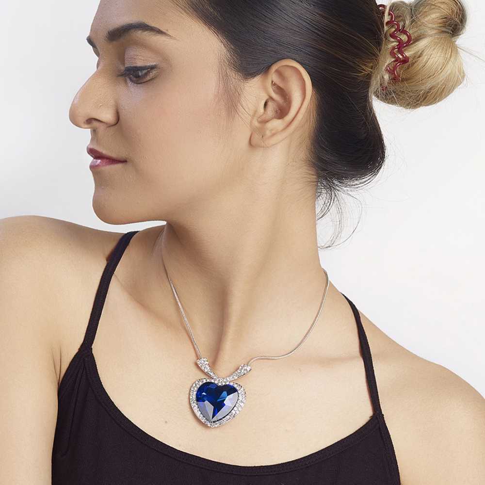 Women's Blue Heart Shaped Crystal And Zirconia Pendant With Chain